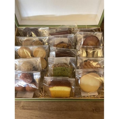 PATISSERIE　3104　季節の焼菓子詰め合わせ(15個入り)