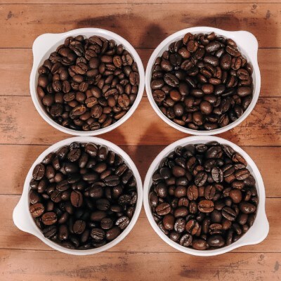 コーヒー豆 ブレンドコーヒー 200g (約20杯分)×4種類 　 カフェ・アダチGF-004