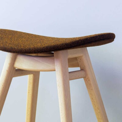 nomade stool 〈 Beech × Brown 〉  [AIF007]
