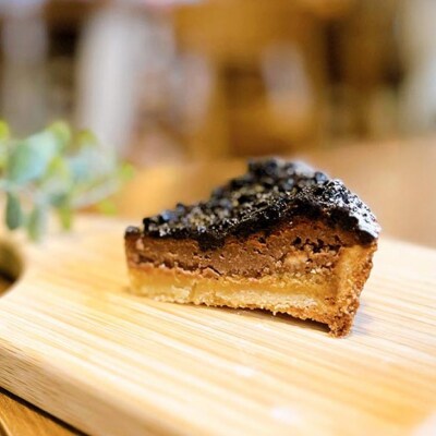 淡路の塩チョコチーズケーキタルト