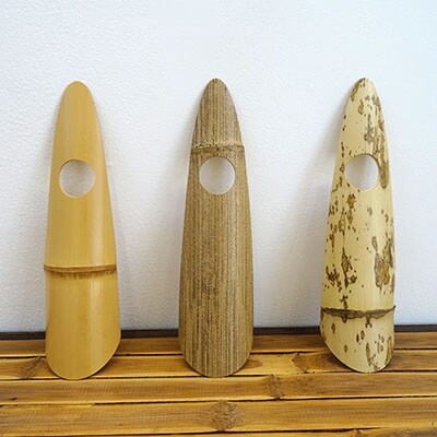 京都の竹垣職人が作った、竹のボトルスタンド・胡麻