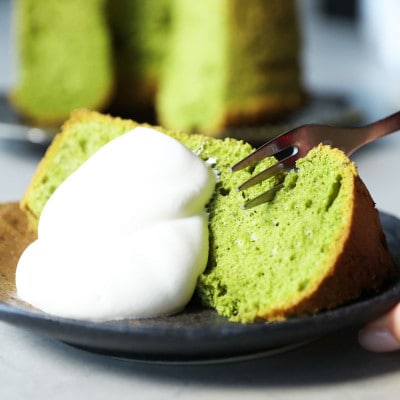 お茶屋の抹茶シフォンケーキ