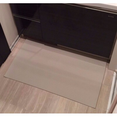 洗濯いらず、ずれない、抗菌のふく楽　洗面マット　ダークブラウン　と　オフホワイト