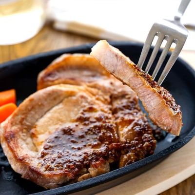 ブランド豚「庄内三元豚」 厚切りステーキ肉(200g×4枚)