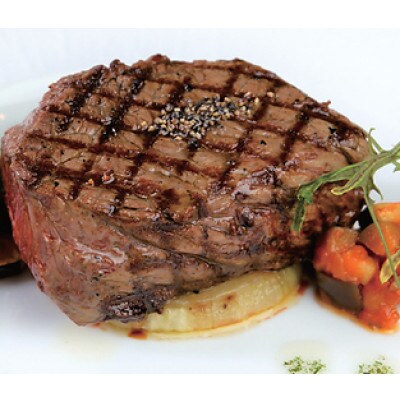 あか牛極上ヒレステーキセット(あか牛ヒレステーキ150g×2 あか牛のたれ200ml付き)(水上村)