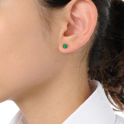 【京セラ】クレサンベール〈エメラルド〉ピアス【0.72CT/PT900】(ジュエリー)