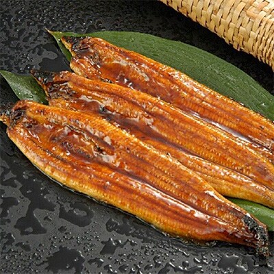 肉厚ふわっ大サイズうなぎ蒲焼き12尾。国産ニンニクの芽付き
