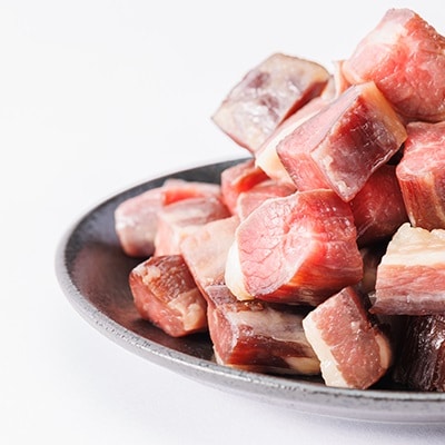 この地に伝わる独自の牛肉文化、津山名物 いぶし銀の【自家製 干し肉】500g
