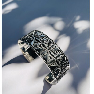 Hawaiian Quilt Bangle　Mサイズ