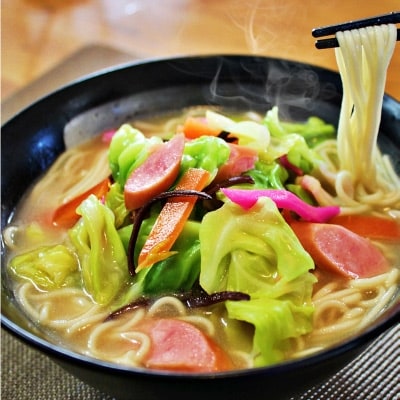 ラーメン3種ギフトセット(博多風とんこつ&豚骨醤油&ピリ辛とんこつ)14人前化粧箱入り 202609