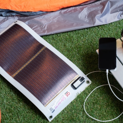 どこでも発電　ソーラーシートチャージャー5W　AG1