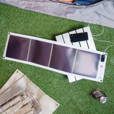 どこでも発電　ソーラーシートチャージャー10W　AG3