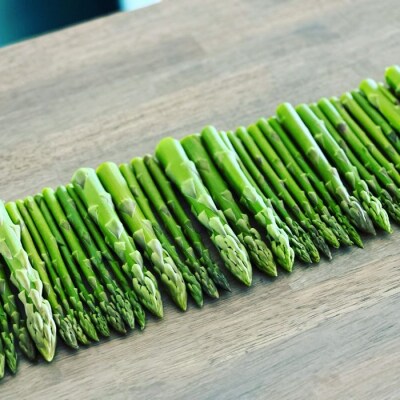 アスパラ王子が育てた自慢のアスパラ　穂だけアスパラ1kg【御用意出来次第発送】【H-77】
