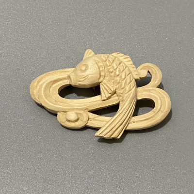 木製ブローチ 鯉