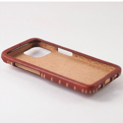 【iPhone15用】本革ケース・レッド