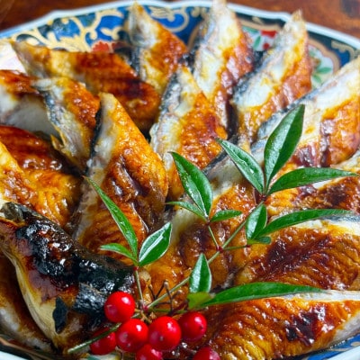 【大型サイズ・カット済み】国産うなぎ蒲焼 すぐ食べられる職人焼き(2本)