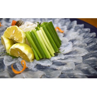 【年末配送】ふぐ料理・うなぎ料理専門店!「四季亭みえの」とらふぐセット(2～3人前)