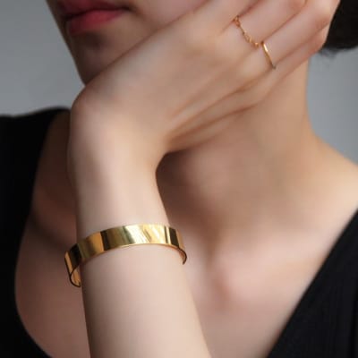 ≪MONICE≫K18イエローゴールドバングル(幅10mm)【TE-115】
