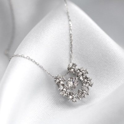 ダンシングストーンダイヤペンダント【Snow】プラチナ・0.15ct (FTW-3756)