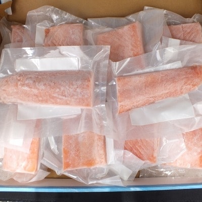【年内配送可○】お刺身用カムイサーモン約1kg C-42078