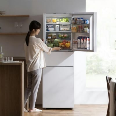 冷蔵庫 ノンフロン冷凍冷蔵庫 235L IRSN-HF24A-W ホワイト