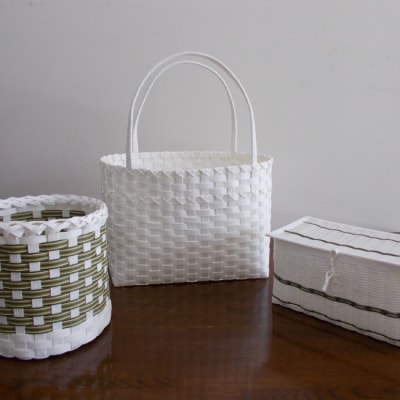 手作りのカゴ 3点セット(白&グリーン)