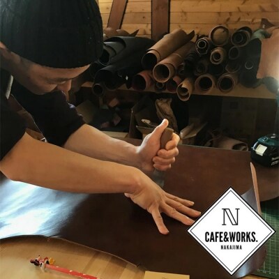 レザークラフト:真鍮シャックル本革レザーキーホルダー(ブラウン)