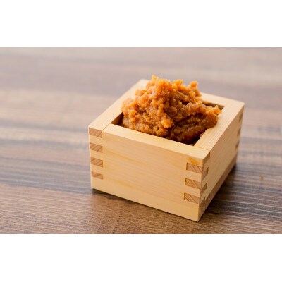 【地元の味】発酵文化の町の甘みそ樽入り