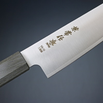 兼常作KC-390シリーズ　和三徳180mm(VG-10/三層鋼/八角柄)/調理器具　包丁　関市