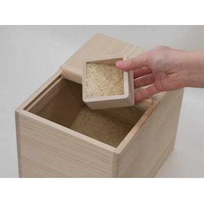 【ふるさと納税限定】オリジナル米びつ5Kg(株)増田桐箱店