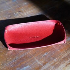 【革製品】マルチトレイ(色・レッド)