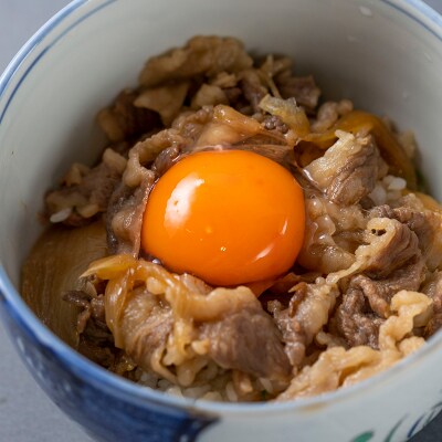 北海道産 黒毛和牛 こぶ黒 A5和牛農家が作った和牛丼 計2食 【LC】