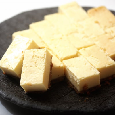 【6回定期便】チーズケーキ「胡桃の醍醐味」15個|御菓子処花岡