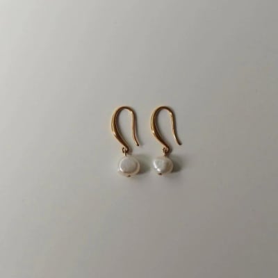 【LENERAオリジナルピアス】pearl hook pierce 【079003】
