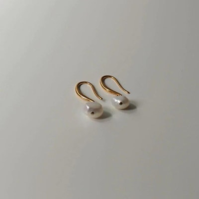 【LENERAオリジナルピアス】pearl hook pierce 【079003】