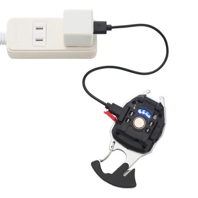 着火できる・USBサバイバルツール キャンプから防災までさまざまなシーンに 81064226