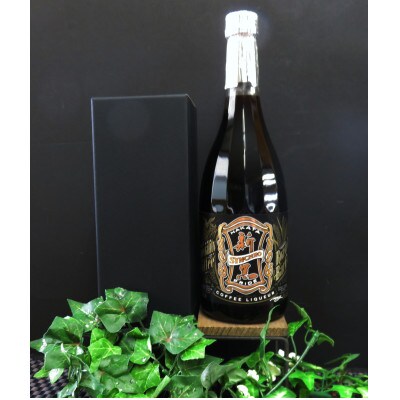 【低糖質】ザ・ブラック珈琲酒!『新黒(シンクロ)』焙煎した珈琲豆と焙煎麦焼酎を合わせました!