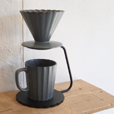 しっかりとした安定感 鉄製のコーヒードリッパースタンド　ハンドドリップ　ドリップスタンド
