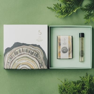 5【ゴ】　南郷檜石鹸&フレグランスオイルセット