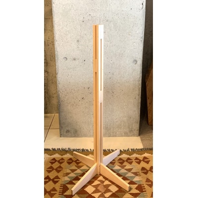 北欧調の木製ポールハンガー100cm(メープル材)コートやカバン、帽子をオシャレに掛けられる♪