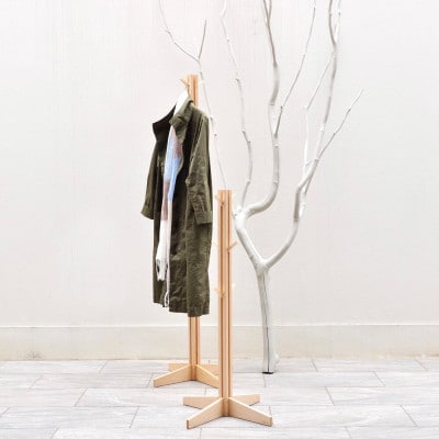 北欧調の木製ポールハンガー100cm(メープル材)コートやカバン、帽子をオシャレに掛けられる♪
