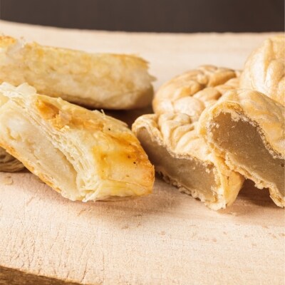 乙部町特産のゆり根を使った上品な味わいの最中とパイのスイーツセット