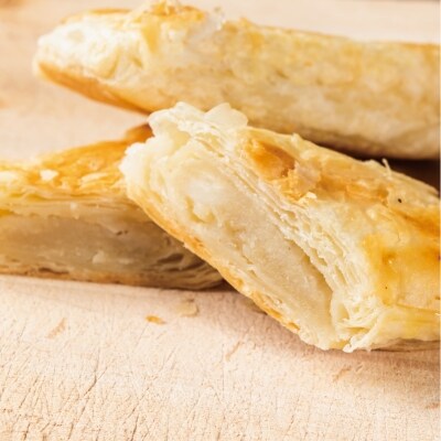乙部町特産のゆり根を使った上品な味わいの最中とパイのスイーツセット