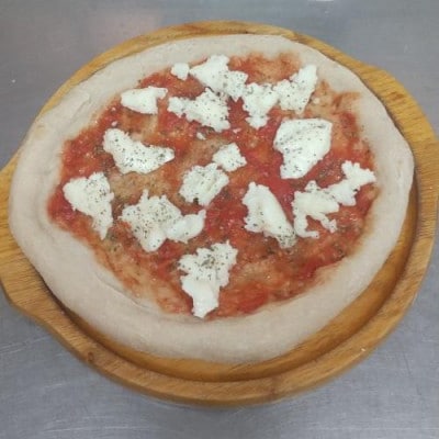 マルゲリータ　約21cm×3枚セット　高山村産小麦粉ハナマンテン100%使用の手作りピザ