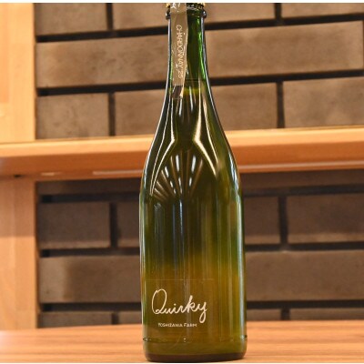 微炭酸シャルドネ　Quirky 750ml