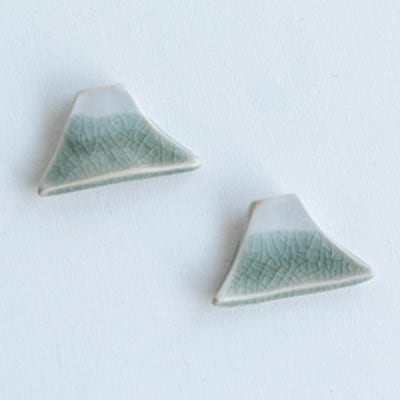 大堀相馬焼 松永窯 山の箸置き2個セット(富士山)