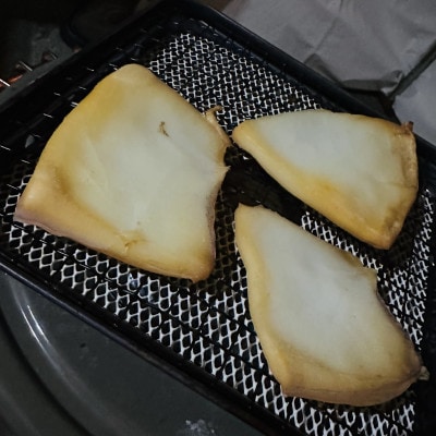 徳島県牟岐町産　アオリイカの干物　150g×4パック　(無添加・保存料・塩不使用)　酒の肴