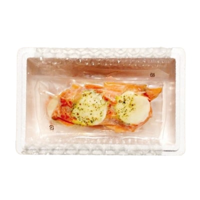 スモークサーモンのカプレーゼ1kg(小分け真空) B-09082