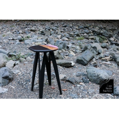 サイドテーブル(ウッドレジン)ウエンジピンク