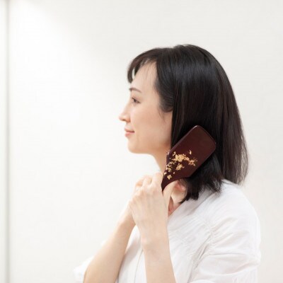 漆塗り天然豚毛パドルブラシ 箔赤(小)